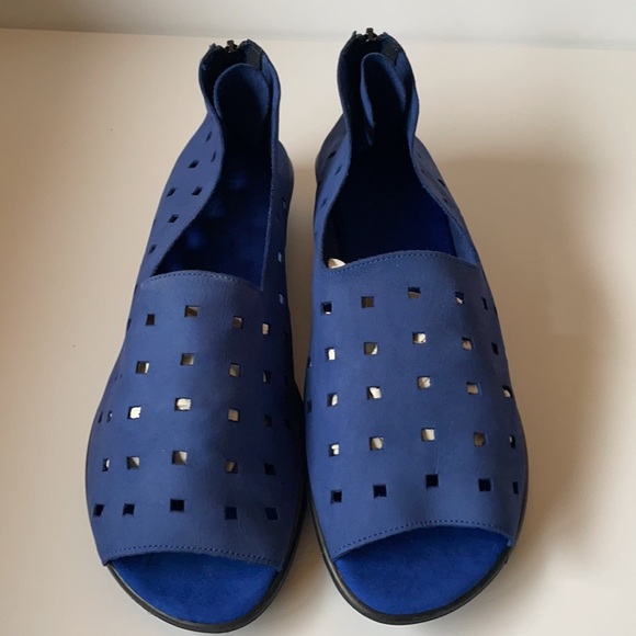 Sesto Meucci Women's Evonne Flat Sandals Size 11 - Picture 4 of 10